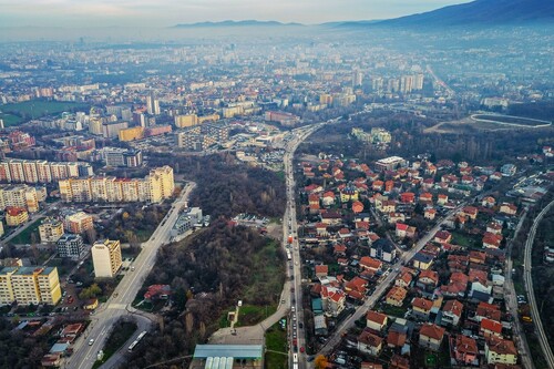 Общите усилия дават резултат. Над половината от имотите за транспортен достъп до Националната детска болница са отчуждени